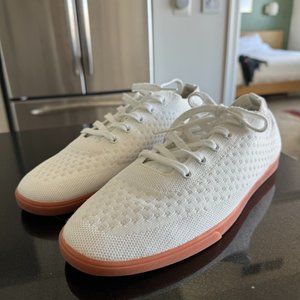 Suavs Zilker Sneaker - White - Size 10.5 Mens (Like New)